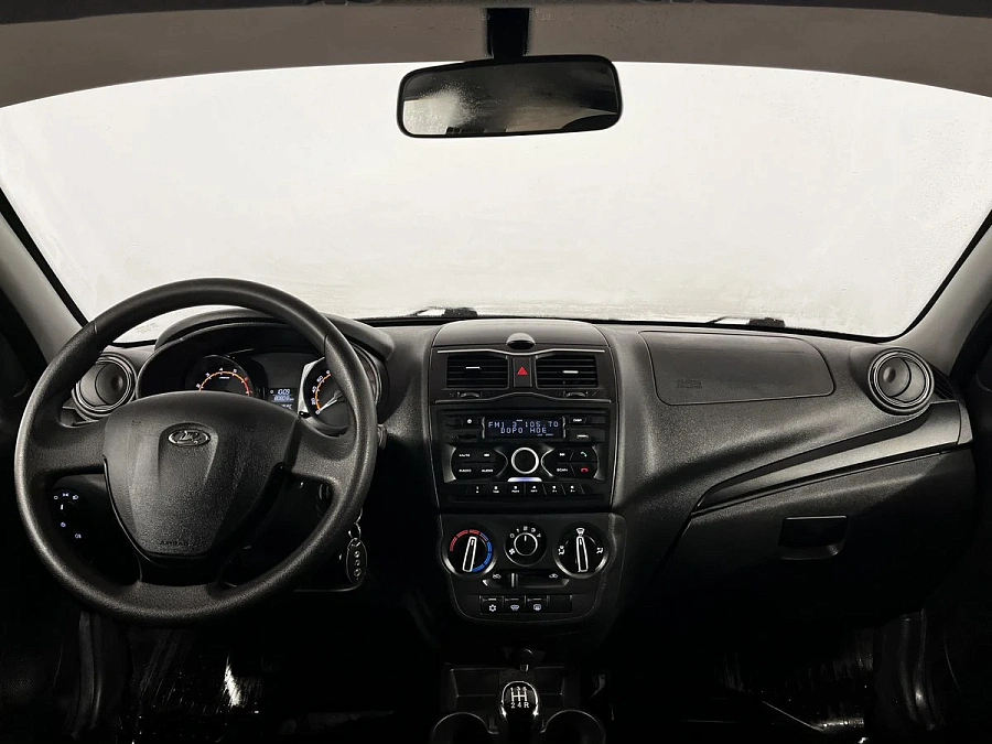 Lada (ВАЗ) Granta, 2020г., передний привод, механика