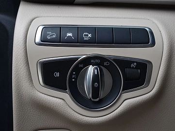 Mercedes-Benz V-Класс, 2018г., полный привод, автомат