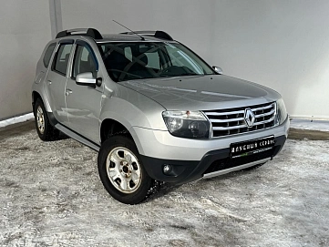 Renault Duster, 2012г, передний привод, механика