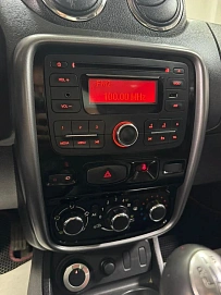 Renault Duster, 2012г, полный привод, механика
