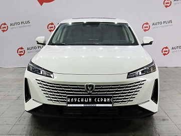 Changan Lamore, 2024г, передний привод, робот