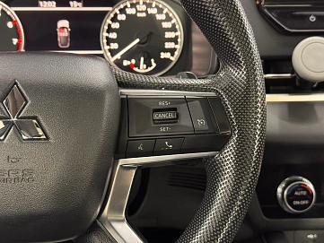 Mitsubishi Outlander, 2023г, полный привод, вариатор