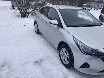 Hyundai Solaris, 2021г, передний привод, автомат