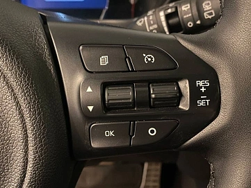 Kia Sorento, 2015г, передний привод, автомат