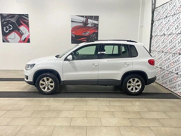 Volkswagen Tiguan, 2014г., передний привод, механика