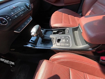 Kia Sorento, 2016г, полный привод, автомат