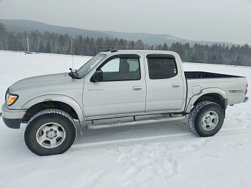Toyota Tacoma, 2001г, полный привод, автомат