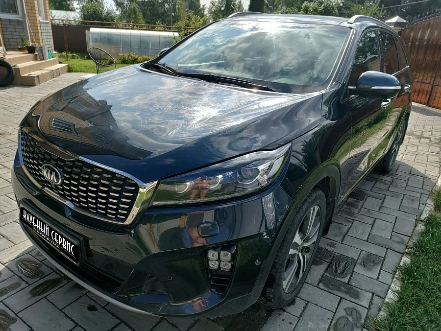 Kia Sorento, 2017г., полный привод, автомат