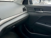 Hyundai Elantra, 2016г., передний привод, автомат