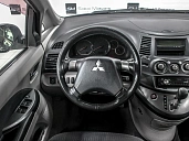 Mitsubishi Grandis, 2006г., полный привод, автомат