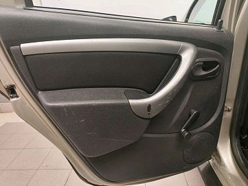 Renault Duster, 2012г, полный привод, механика