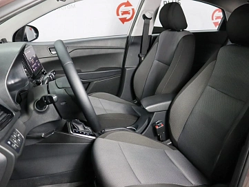 Hyundai Solaris, 2020г, передний привод, автомат