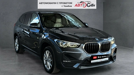 BMW X1, 2021г, передний привод, робот