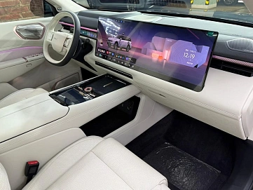 LYNK_&_CO , 2025г., полный привод, автомат