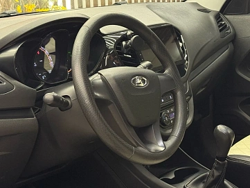 Lada (ВАЗ) Vesta, 2021г, передний привод, механика