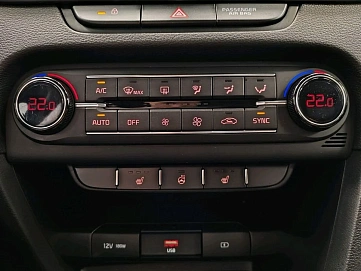 Kia Ceed, 2020г, передний привод, автомат