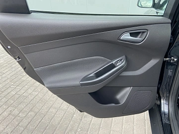 Ford Focus, 2013г, передний привод, механика