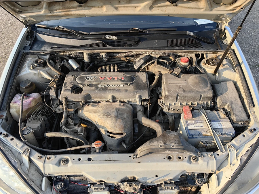 Toyota Camry, 2005г., передний привод, автомат