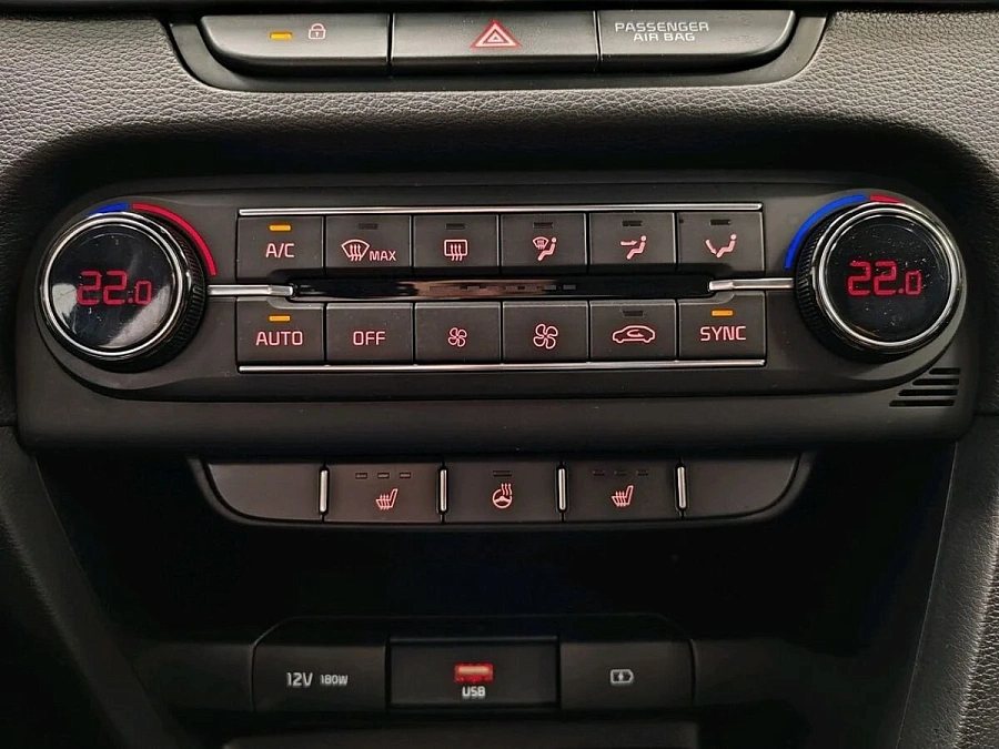 Kia Ceed, 2020г., передний привод, автомат