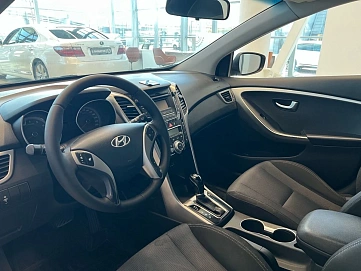Hyundai i30, 2013г, передний привод, автомат