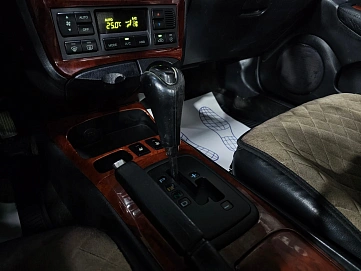 Hyundai Sonata, 2006г, передний привод, автомат