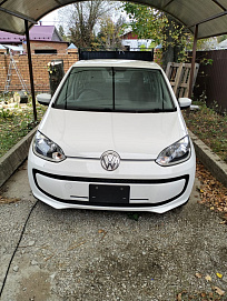 Volkswagen up!, 2013г, передний привод, робот