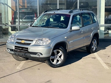 Chevrolet Niva, 2014г, полный привод, механика