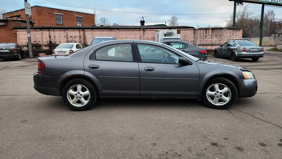 Dodge Stratus, 2004г., передний привод, автомат