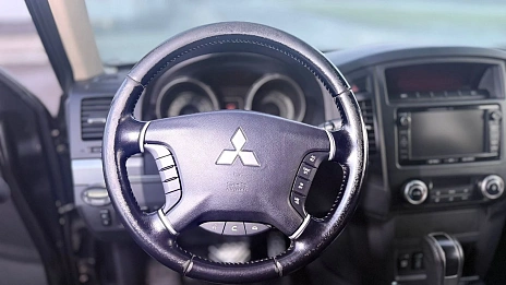 Mitsubishi Pajero, 2012г, полный привод, автомат