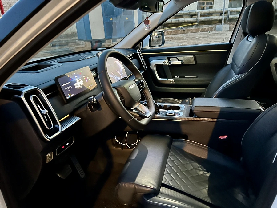Jaecoo J7, 2023г., передний привод, робот