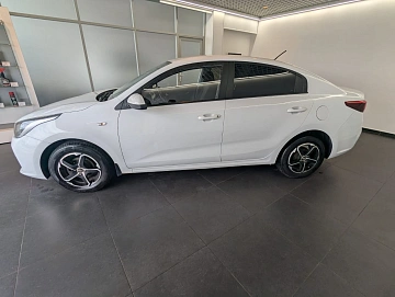 Kia Rio, 2020г, передний привод, автомат