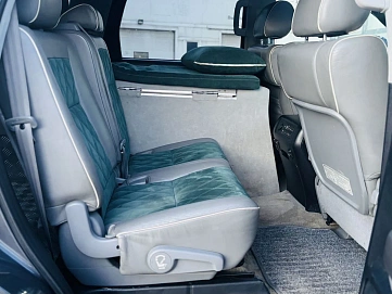 Toyota Sequoia, 2010г, полный привод, автомат