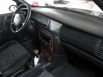Opel Vectra, 1998г, передний привод, механика