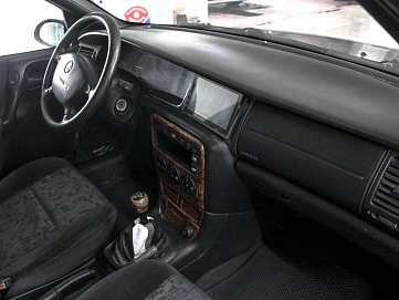Opel Vectra, 1998г, передний привод, механика
