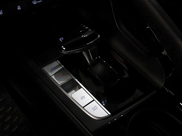 Hyundai Elantra, 2023г, передний привод, вариатор