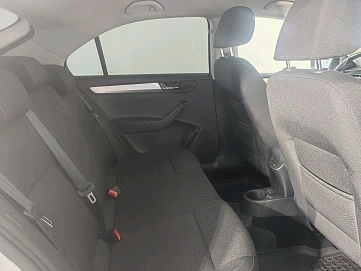 Skoda Rapid, 2021г, передний привод, робот