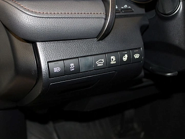 Toyota Camry, 2019г, передний привод, автомат