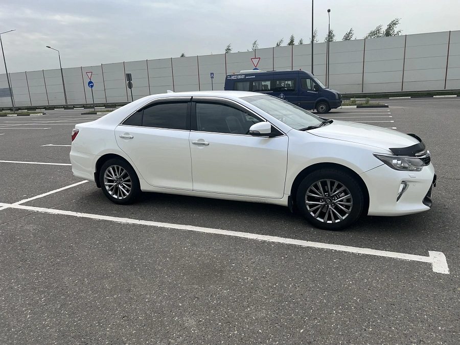 Toyota Camry, 2017г., передний привод, автомат