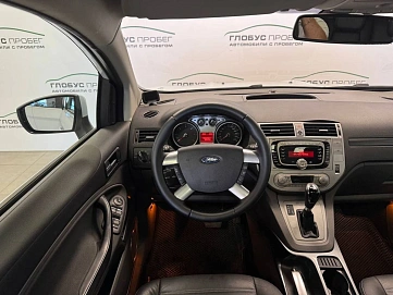 Ford Kuga, 2011г, передний привод, автомат