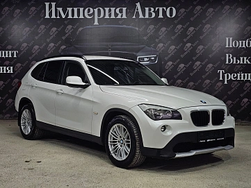 BMW X1, 2012г, задний привод, автомат