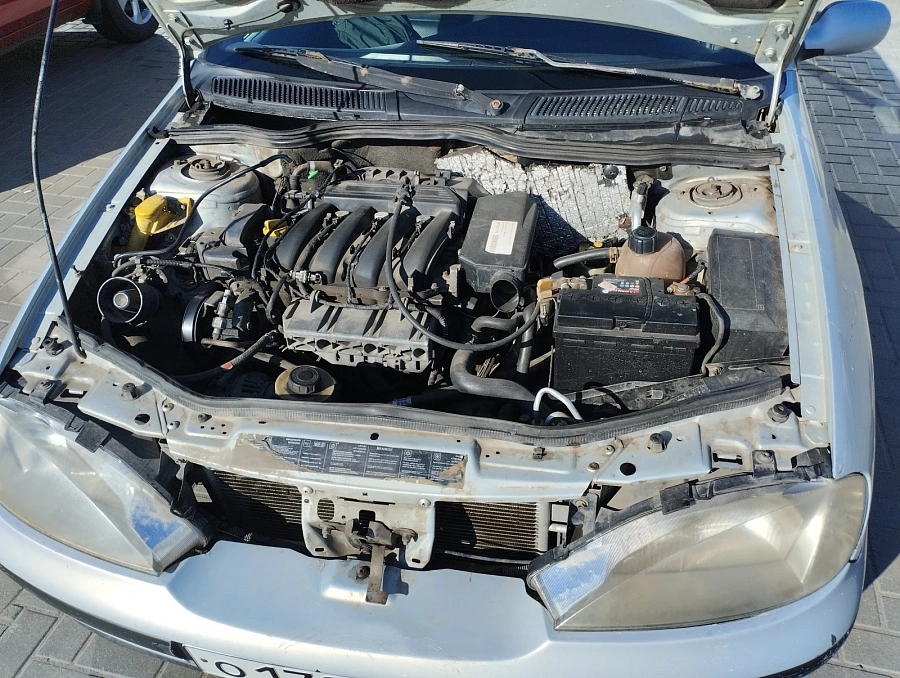 Renault Megane, 2002г., передний привод, автомат