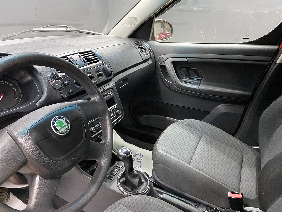 Skoda Roomster, 2011г., передний привод, механика