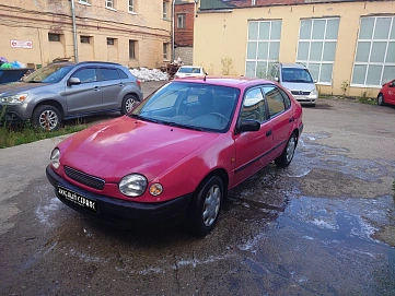 Toyota Corolla, 1998г, передний привод, механика