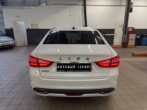 Lada (ВАЗ) Vesta, 2023г, передний привод, механика