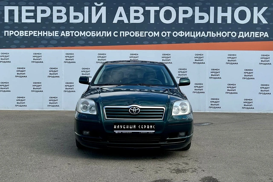 Toyota Avensis, 2005г., передний привод, автомат