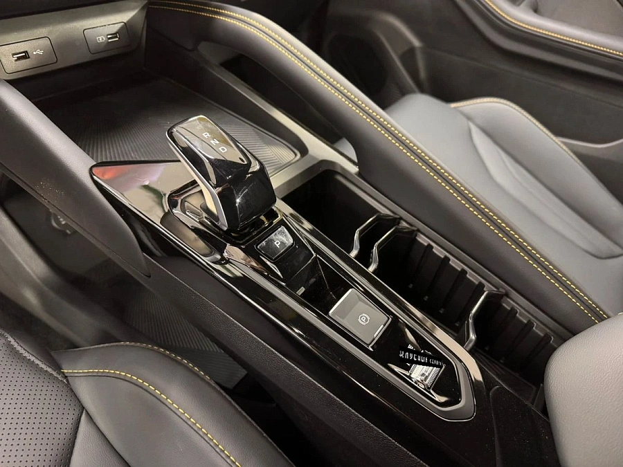 Geely Coolray, 2025г., передний привод, робот