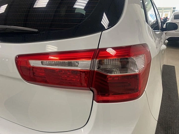 Kia Rio, 2013г, передний привод, механика