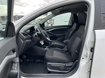 Lada (ВАЗ) Vesta, 2018г, передний привод, механика