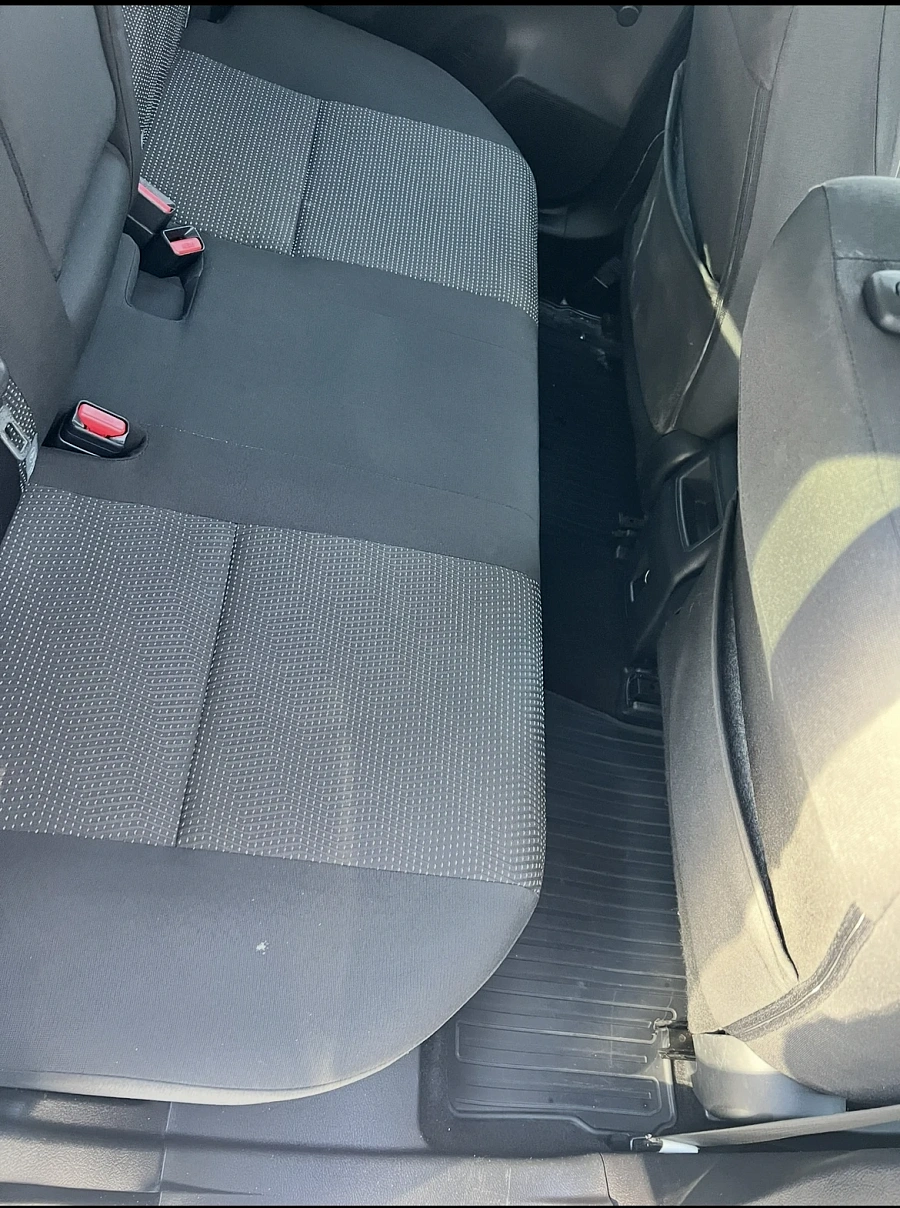 Toyota Auris, 2013г., передний привод, вариатор