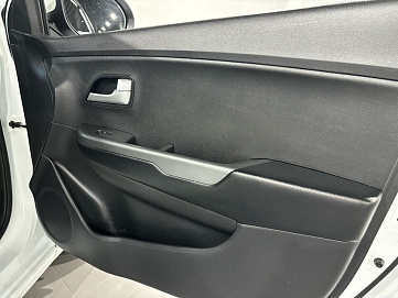 Kia , 2017г., передний привод, автомат